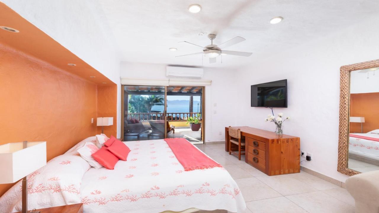 Los Tules Ocean Front Condo ,With Amazing Ocean View By Kivoya 푸에르토 발라타 외부 사진